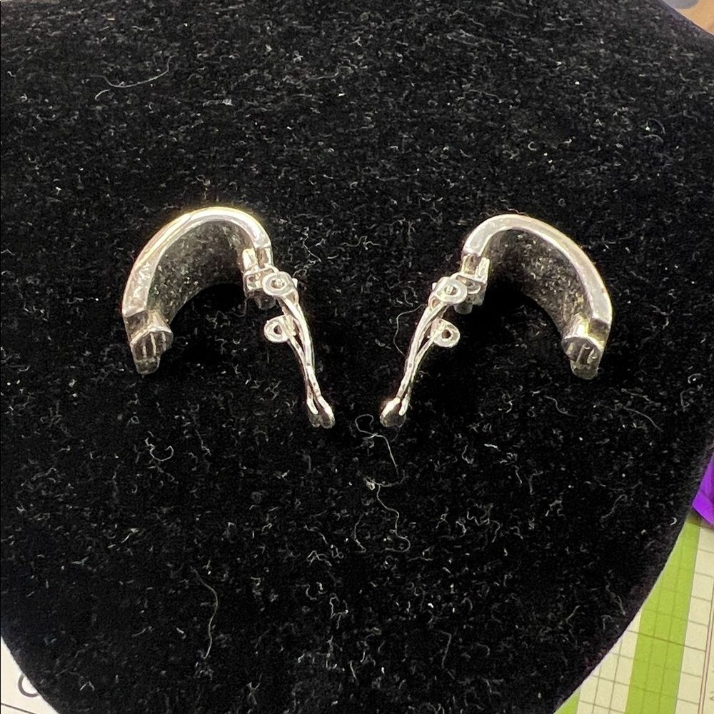 Vintage giraffe Silver Clip-On Earrings - Picture 2 of 2